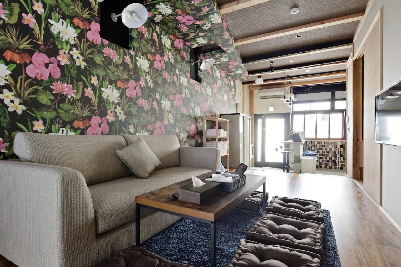 The Wonder At Stay-Machiya Karahori- Osaka Exterior photo