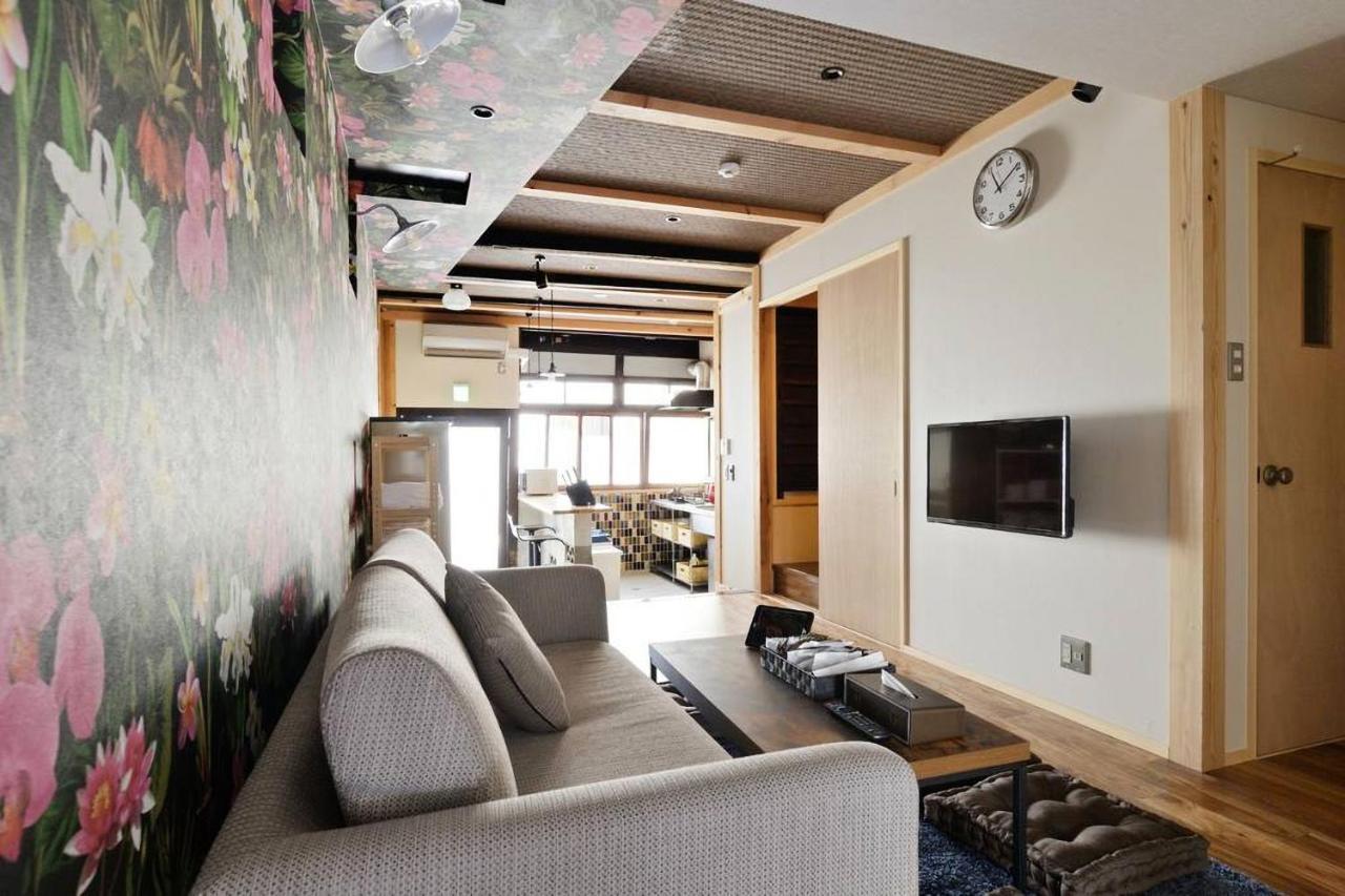 The Wonder At Stay-Machiya Karahori- Osaka Exterior photo
